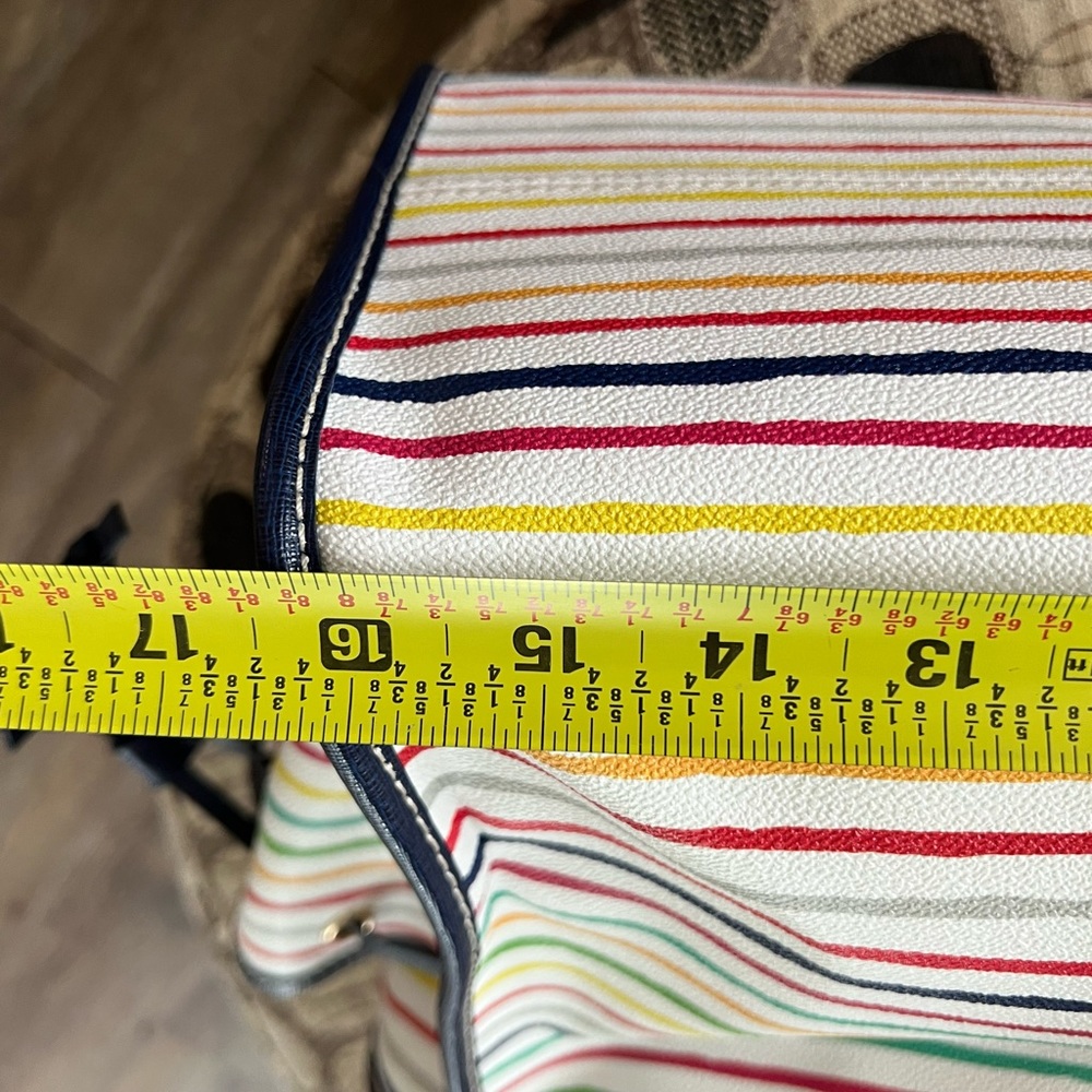 Authentic Dooney & Bourke - Picture 4 of 6